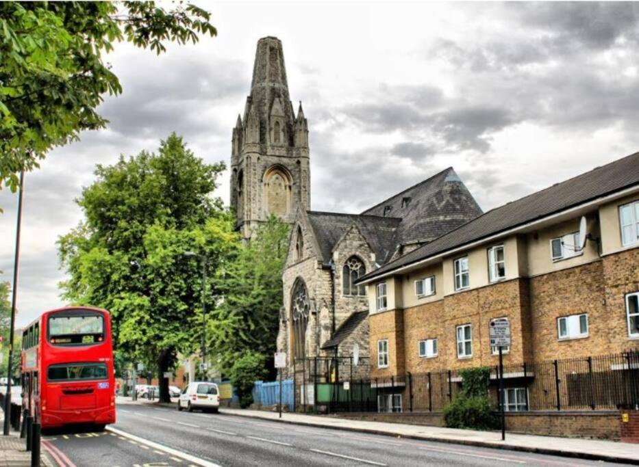 Victorian Beauty With Private Toilet And Shower Near Tube Station Londra Esterno foto
