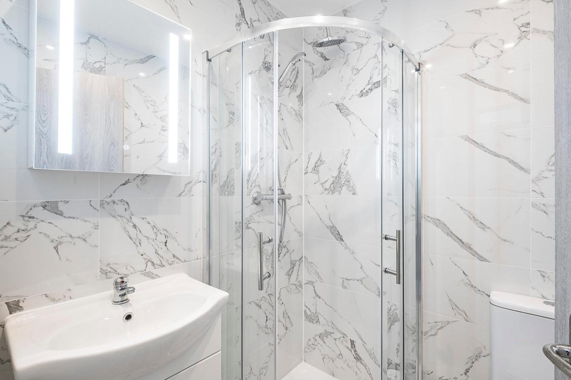 Victorian Beauty With Private Toilet And Shower Near Tube Station Londra Esterno foto