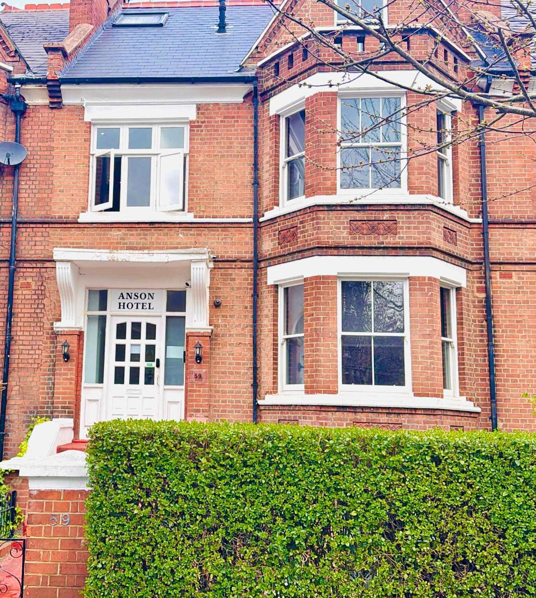 Victorian Beauty With Private Toilet And Shower Near Tube Station Londra Esterno foto
